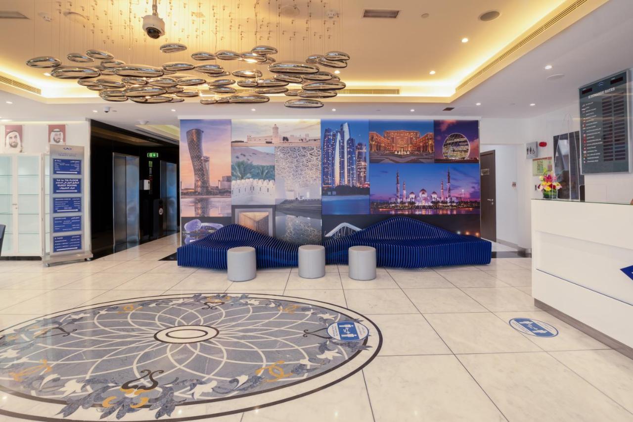 Gravity Hotel Abu Dhabi Eksteriør billede